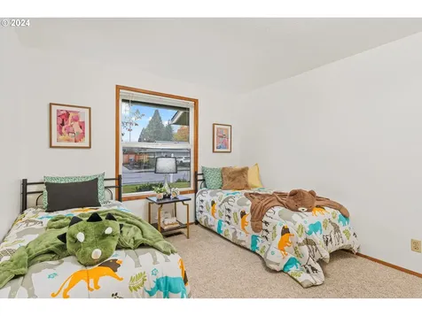 179 NE 36th Avenue Hillsboro OR 97124
