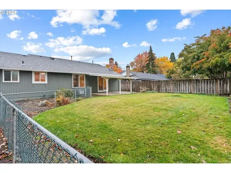 179 NE 36th Avenue Hillsboro OR 97124