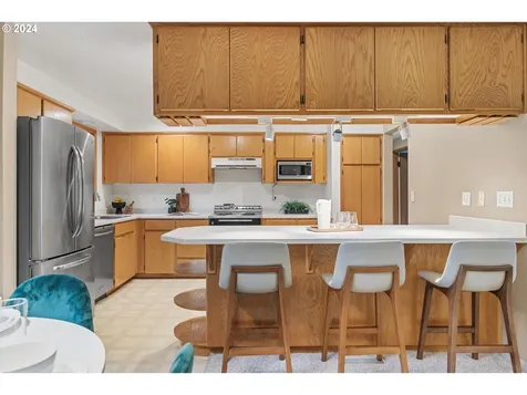 179 NE 36th Avenue Hillsboro OR 97124