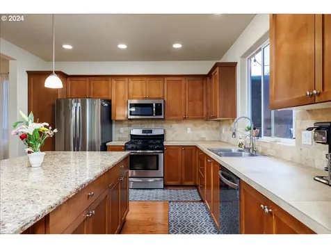17140 SW Tybalt Place Portland OR 97224