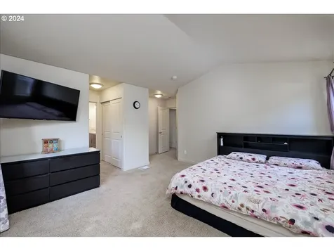 17140 SW Tybalt Place Portland OR 97224
