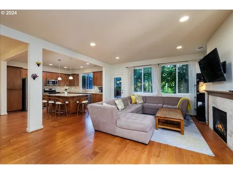 17140 SW Tybalt Place Portland OR 97224