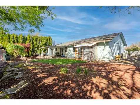 921 Blackbird Court Ne Salem OR 97301