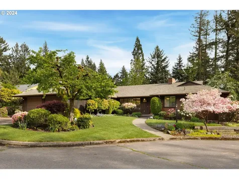 3826 Sw Lyle Court Portland OR 97221