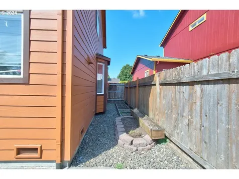 4392 SW Plumeria Way Beaverton OR 97078