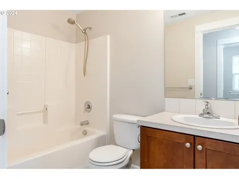 18656 SW Bonnie Meadow Lane Beaverton OR 97003
