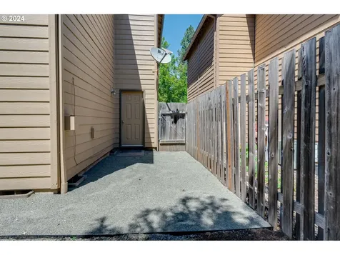 18656 SW Bonnie Meadow Lane Beaverton OR 97003