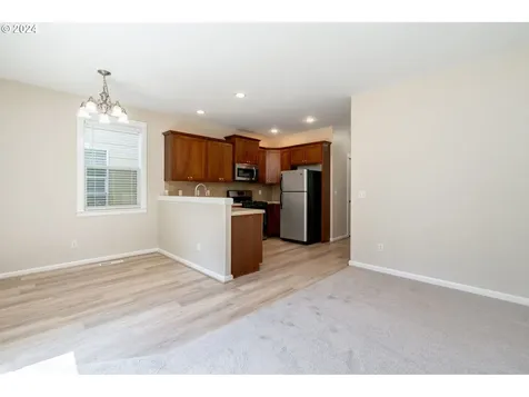 18656 SW Bonnie Meadow Lane Beaverton OR 97003