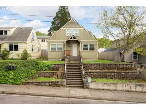 1559 Se Hamilton Street Roseburg OR 97470