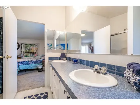 200 Market Street Lebanon OR 97355
