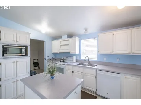 200 Market Street Lebanon OR 97355