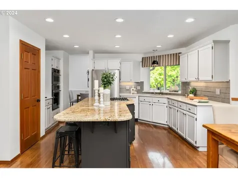 15250 Sw Swan Court Beaverton OR 97007
