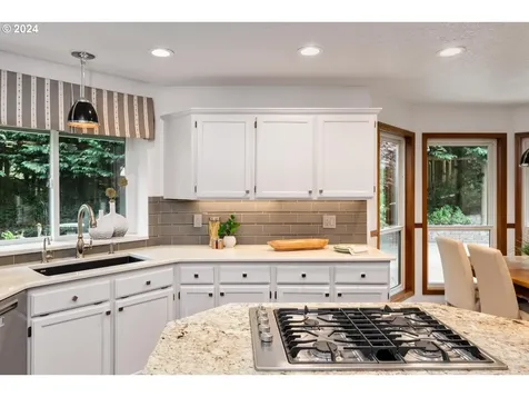 15250 Sw Swan Court Beaverton OR 97007