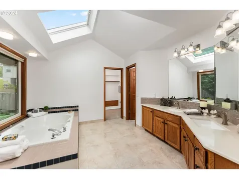 15250 Sw Swan Court Beaverton OR 97007