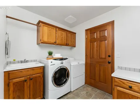 15250 Sw Swan Court Beaverton OR 97007