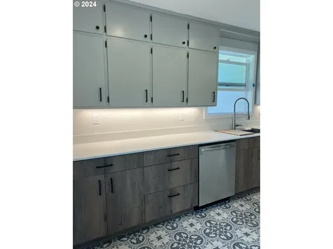 210 Sw Ash Street Willamina OR 97396
