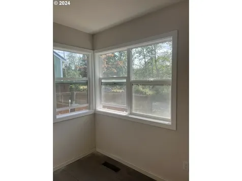 210 Sw Ash Street Willamina OR 97396