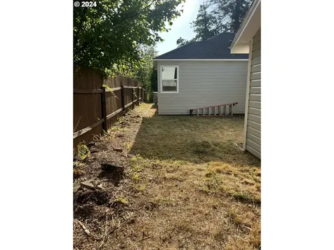 210 Sw Ash Street Willamina OR 97396