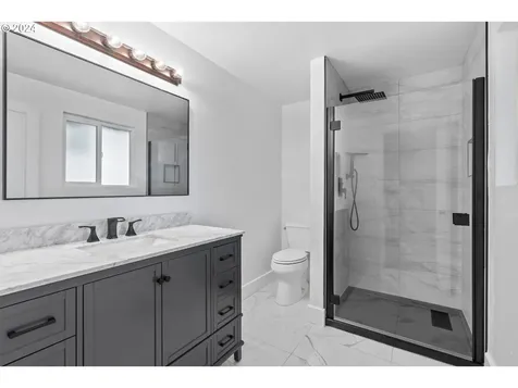 26702 Stanford Court Kent WA 98032