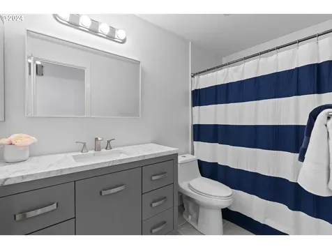 26702 Stanford Court Kent WA 98032