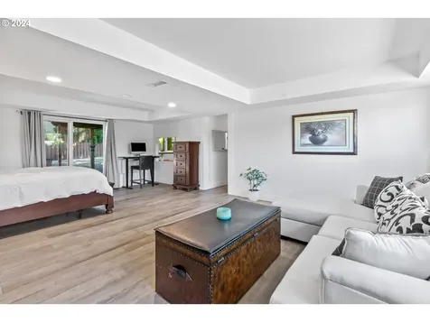 26702 Stanford Court Kent WA 98032