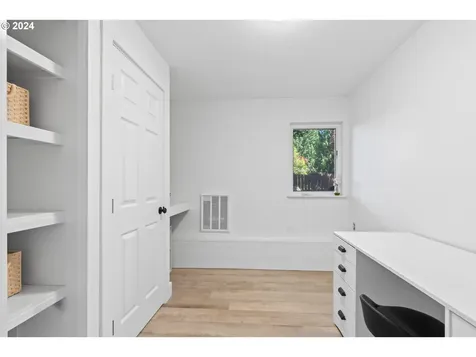 26702 Stanford Court Kent WA 98032