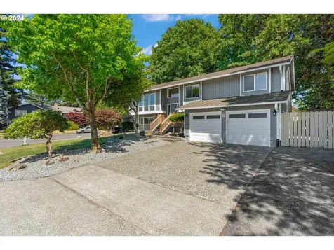 26702 Stanford Court Kent WA 98032