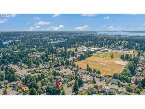 26702 Stanford Court Kent WA 98032