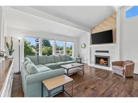 26702 Stanford Court Kent WA 98032
