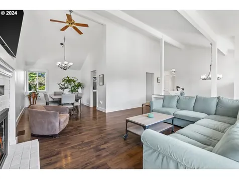 26702 Stanford Court Kent WA 98032