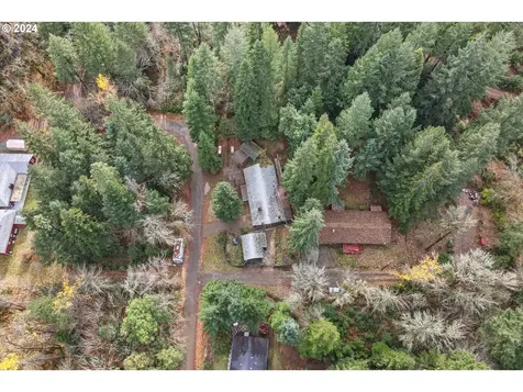 521 7th Street Glendale OR 97442