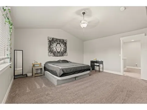 330 SE Regan Hill Loop Estacada OR 97023