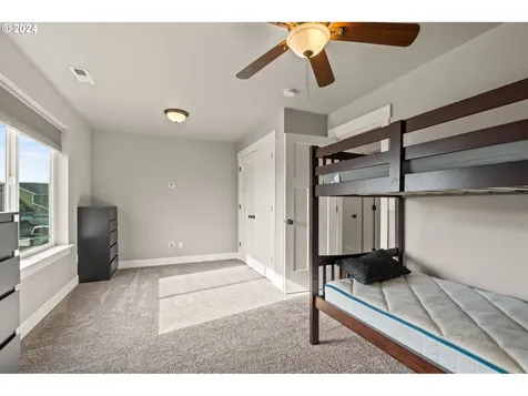 330 SE Regan Hill Loop Estacada OR 97023