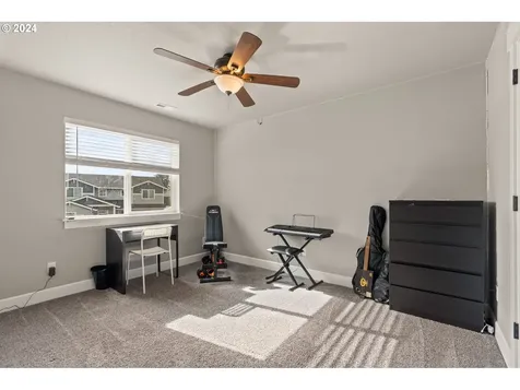 330 SE Regan Hill Loop Estacada OR 97023