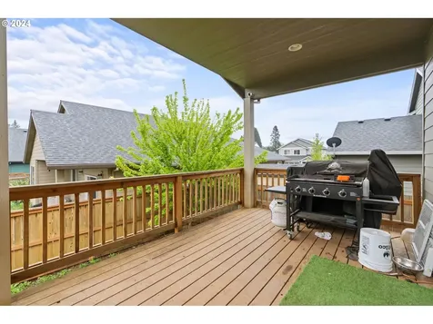 330 SE Regan Hill Loop Estacada OR 97023