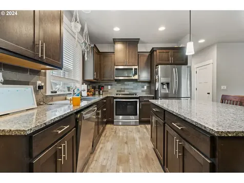 330 SE Regan Hill Loop Estacada OR 97023