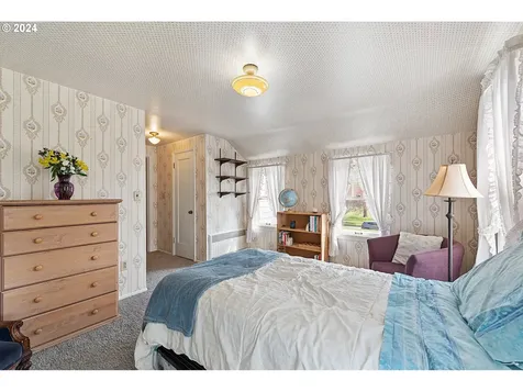 910 12th Street La Grande OR 97850
