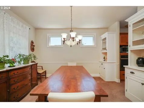 21051 Jenny Marie Lane NE Aurora OR 97002