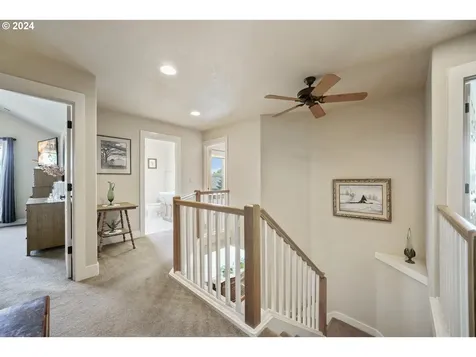 21051 Jenny Marie Lane NE Aurora OR 97002