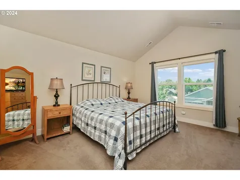 21051 Jenny Marie Lane NE Aurora OR 97002