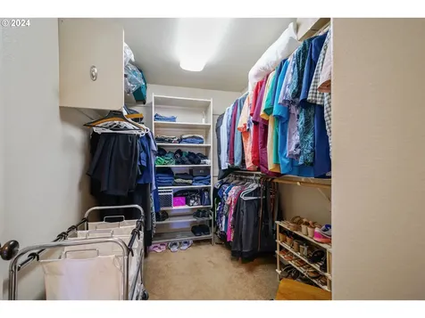 21051 Jenny Marie Lane NE Aurora OR 97002