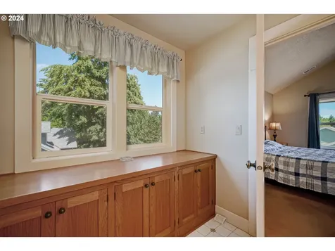 21051 Jenny Marie Lane NE Aurora OR 97002