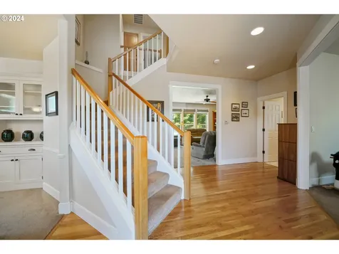 21051 Jenny Marie Lane NE Aurora OR 97002