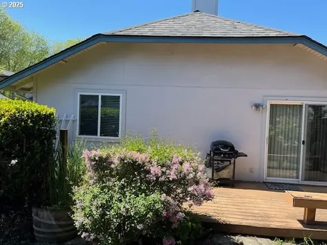 6720 SW Sussex Street Beaverton OR 97008