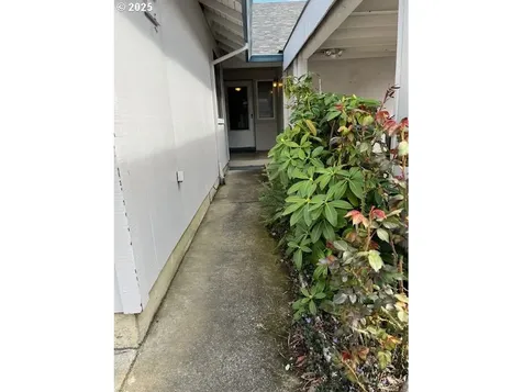 6720 SW Sussex Street Beaverton OR 97008