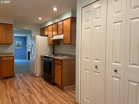 6720 SW Sussex Street Beaverton OR 97008