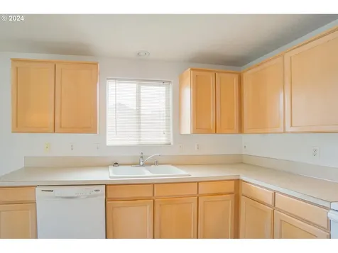 12218 Ne 42nd Street Vancouver WA 98682