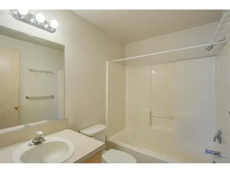 12218 Ne 42nd Street Vancouver WA 98682