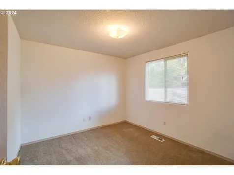 12218 Ne 42nd Street Vancouver WA 98682