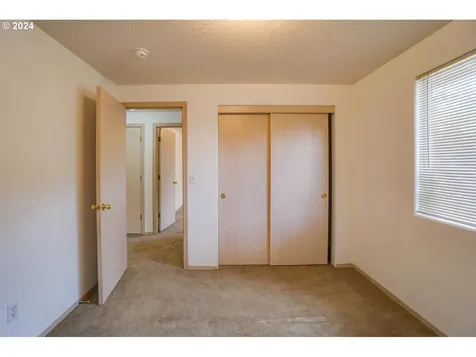 12218 Ne 42nd Street Vancouver WA 98682